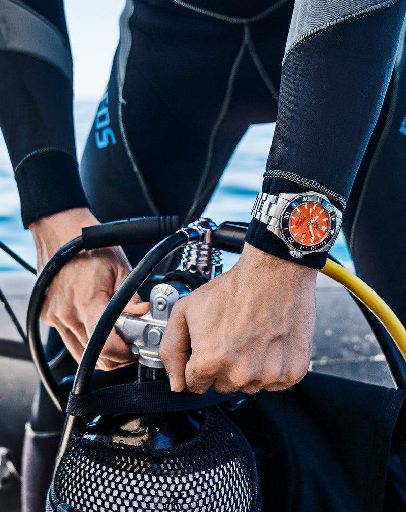 Swiss Military SMA34092 DIVER 1000: Swiss automatic dive watch