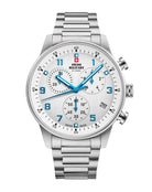 Swiss Military Minimalistischer Chronograph mit weißem Zifferblatt und blauen Zeigern – Swiss Made Uhr aus silbernem Edelstahl mit Stoppfunktion.