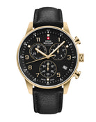 Montre Chronographe Minimaliste Swiss Military avec cadran noir, aiguilles blanches et troisième aiguille dorée – boîtier doré Swiss Made et bracelet en cuir, pour un style raffiné et intemporel.