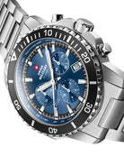 Chronographe militaire suisse pour hommes SMS34113.02 avec cadran bleu, sous-cadrans et lunette tachymétrique.
